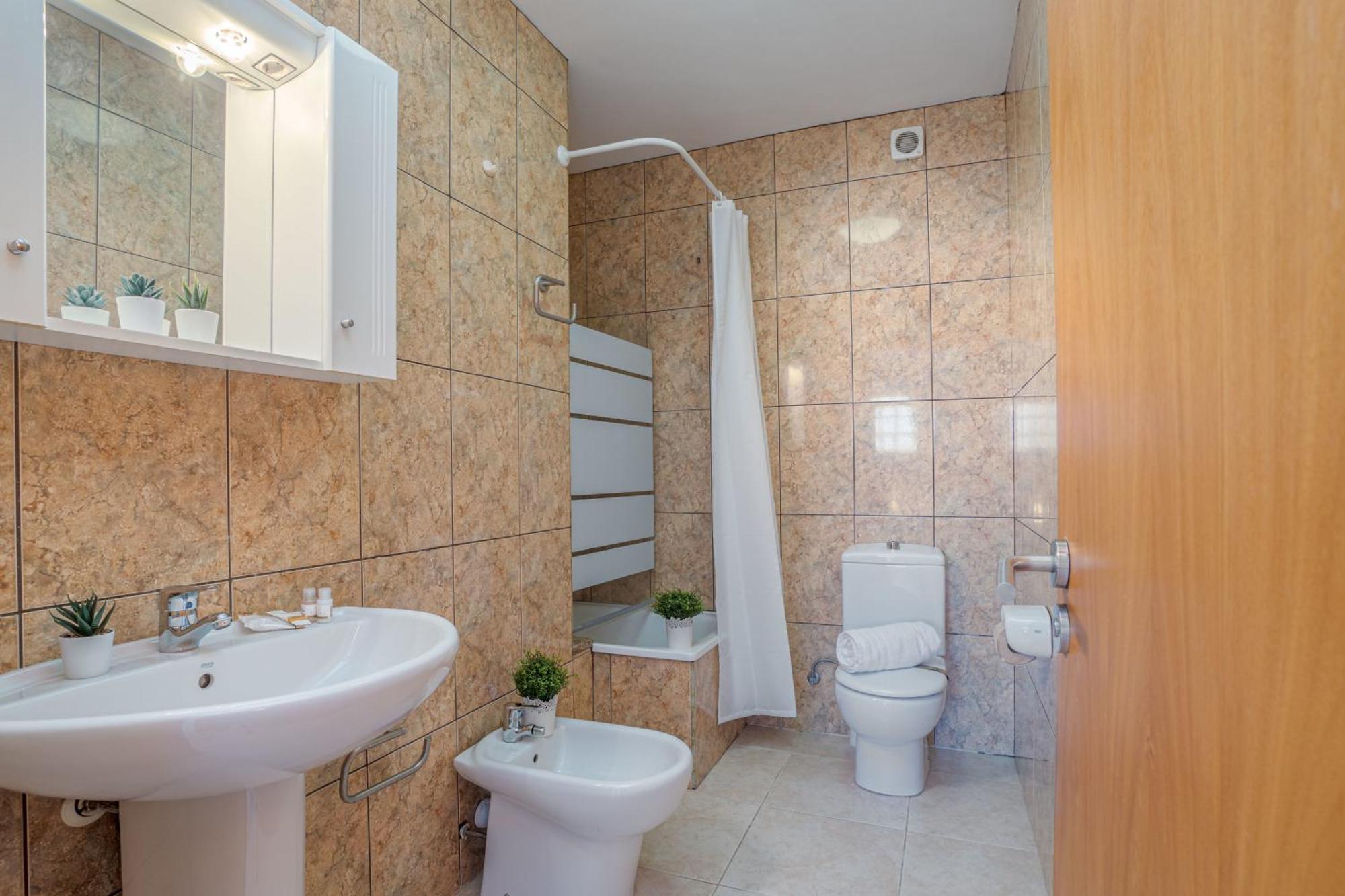 Jouvacations 2 Freser * Empuriabrava